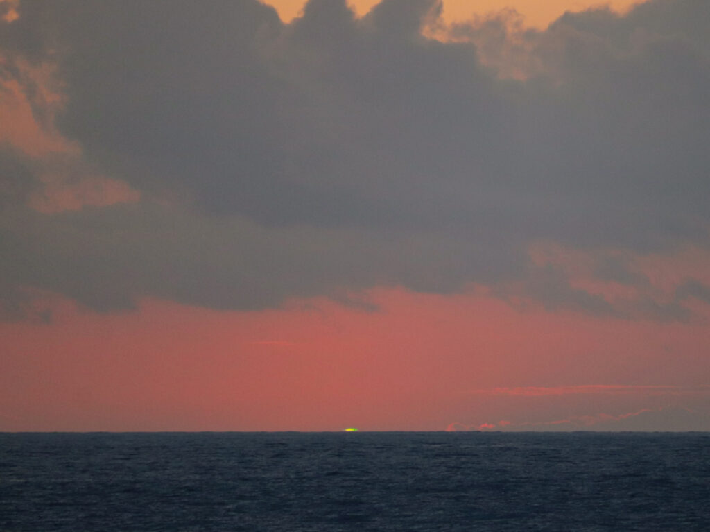 Green Flash at Sunset from Body Glove Hawaii Historic Dinner Cruise Kailua Kona Big Island Hawaii 2