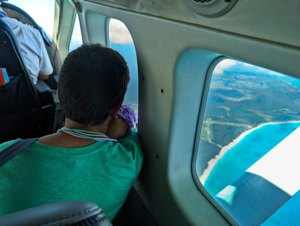 Taylor Family on flight MKK Molokai to Honolulu Oahu Mokulele Airlines Hawaii 1