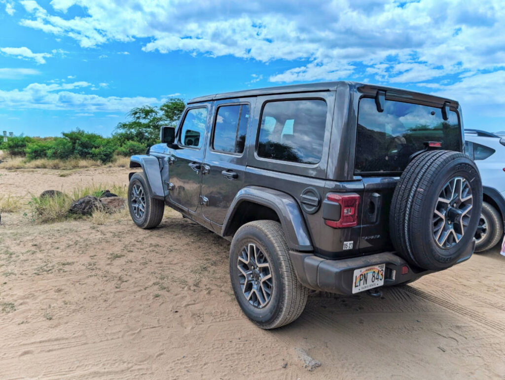 Jeep at Polihale State Park Kauai Hawaii 2